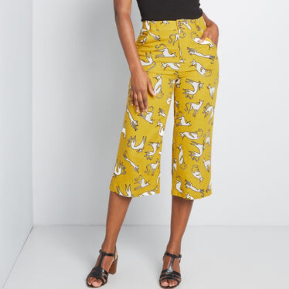 Modcloth Mustard Cat Print Cropped Pants